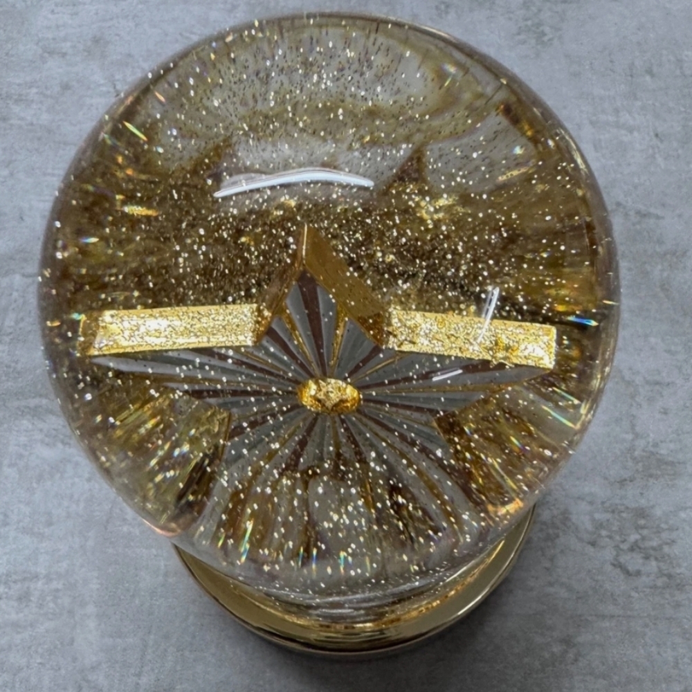 2025 Dior Festive Snow Globe with Gold and White Accents - Picture 9 of 9